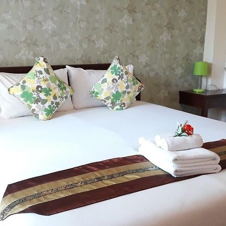 Chumphon Travelodge Extérieur photo