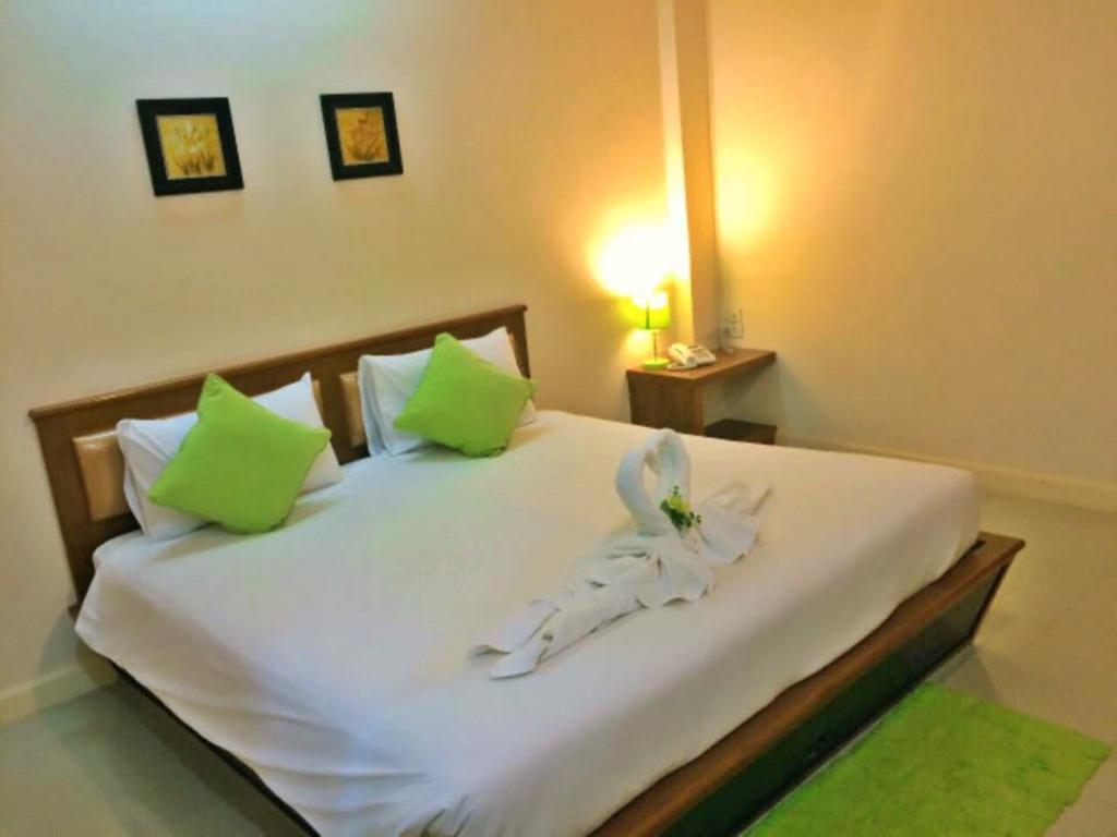 Chumphon Travelodge Extérieur photo