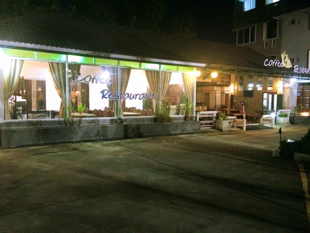 Chumphon Travelodge Extérieur photo