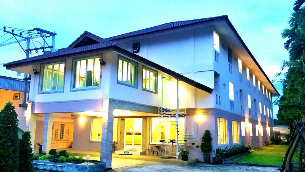 Chumphon Travelodge Extérieur photo