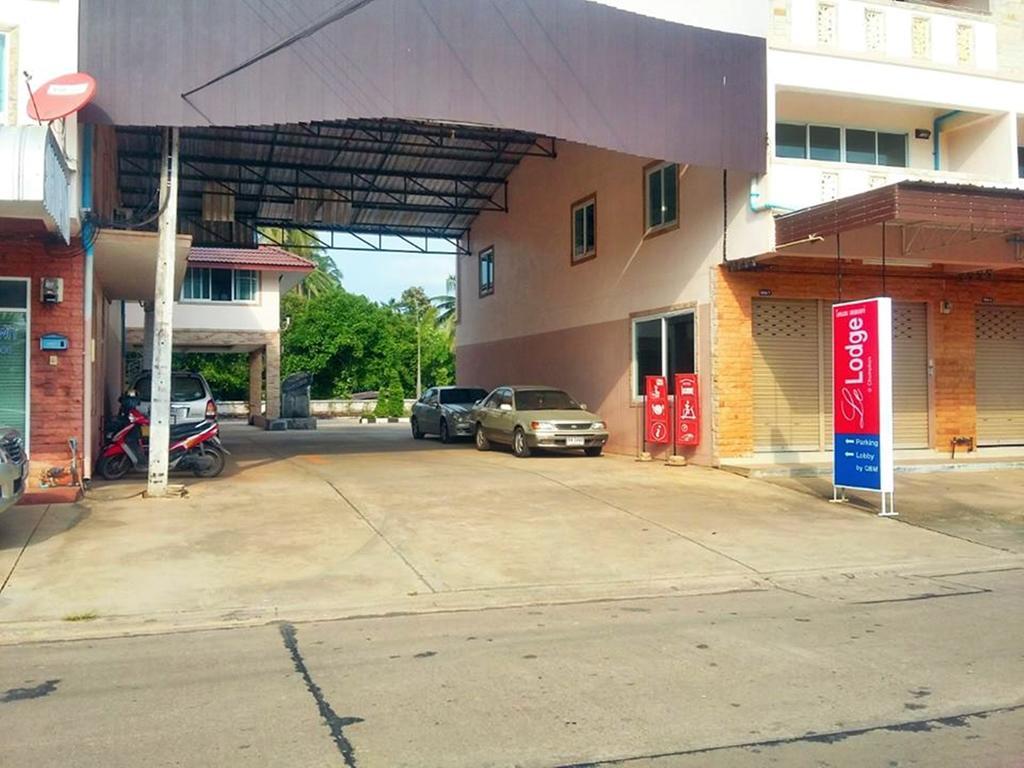 Chumphon Travelodge Extérieur photo