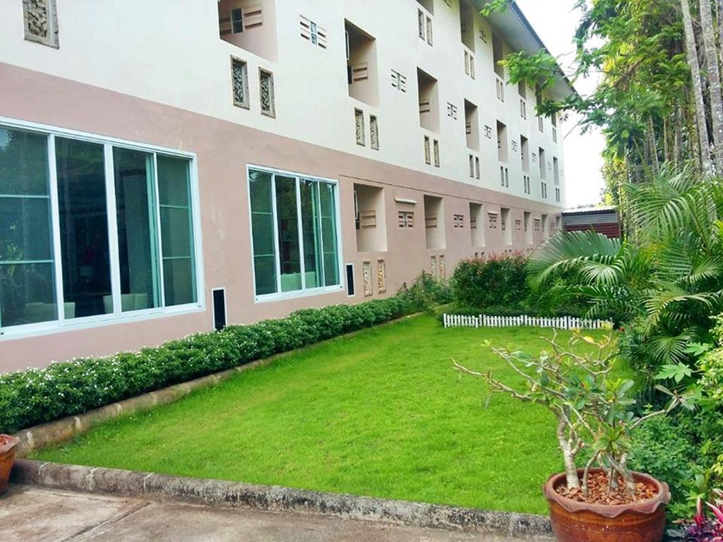 Chumphon Travelodge Extérieur photo