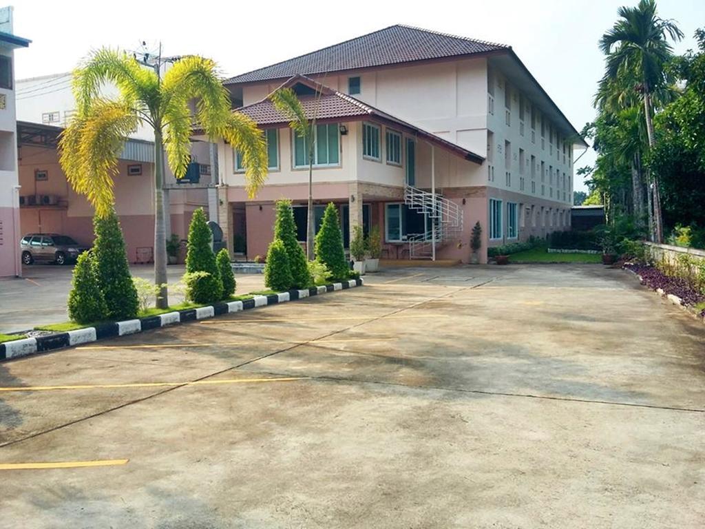 Chumphon Travelodge Extérieur photo