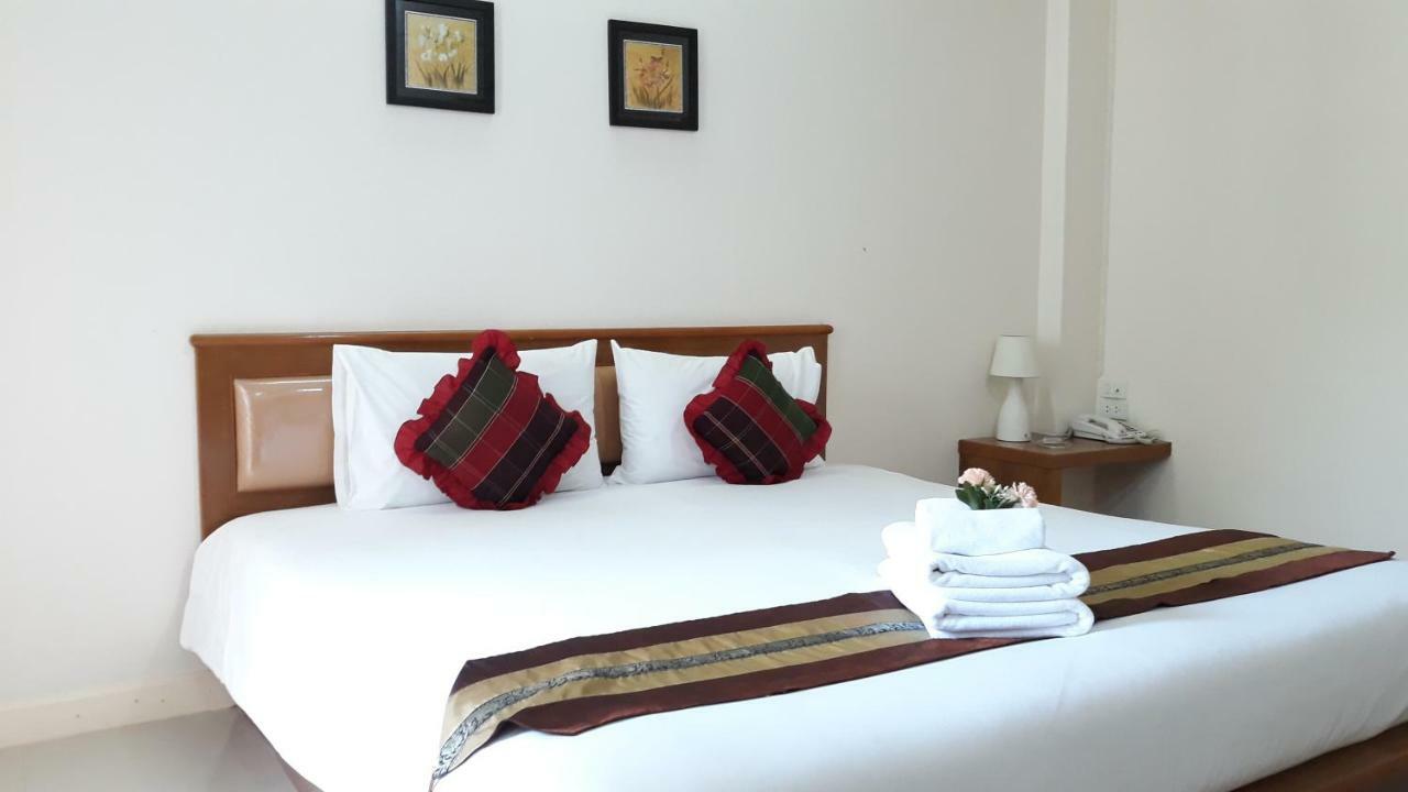 Chumphon Travelodge Extérieur photo