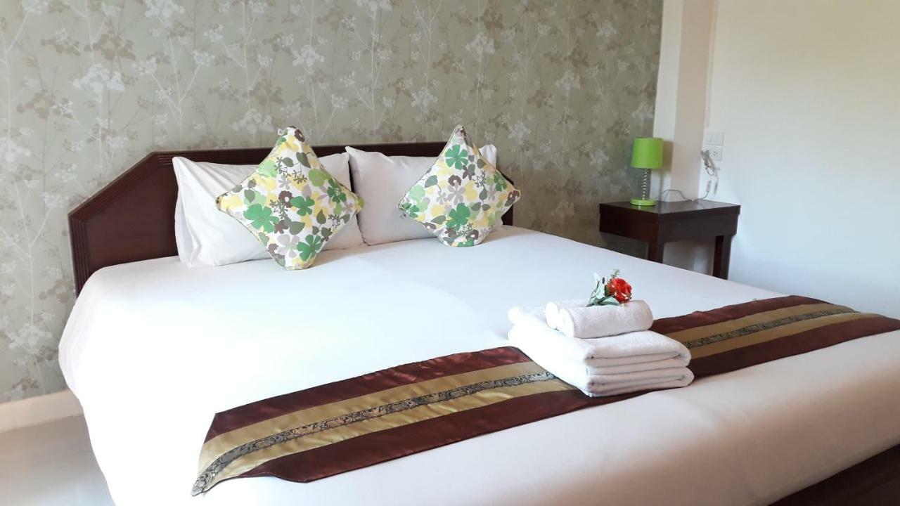 Chumphon Travelodge Extérieur photo